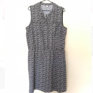 Merona // EUC black and white shirt dress